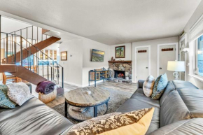 Lake Tahoe Getaway Close to Beach & Ski Slopes